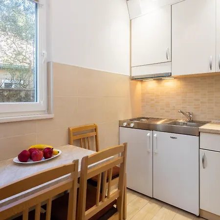 Sunny I Apartament Makarska