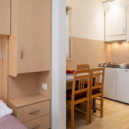 דירה Sunny Central Apartments *