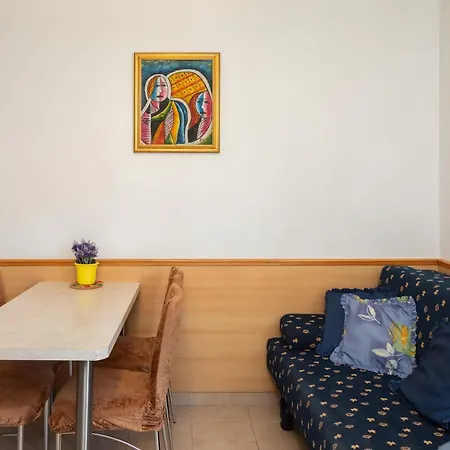 דירה Sunny Central Apartments