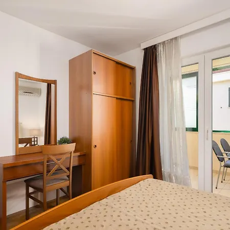 Sunny Central Apartments *